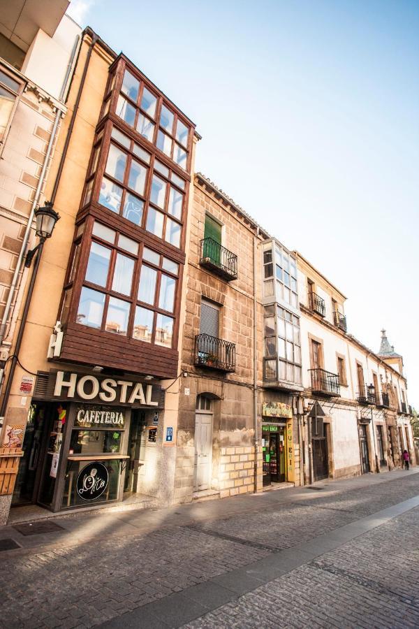 Hostal Caballeros Soria Extérieur photo